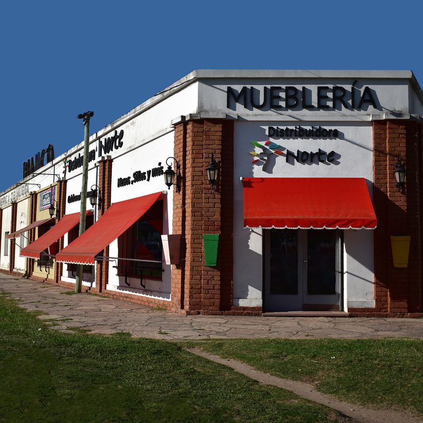 frente del local
